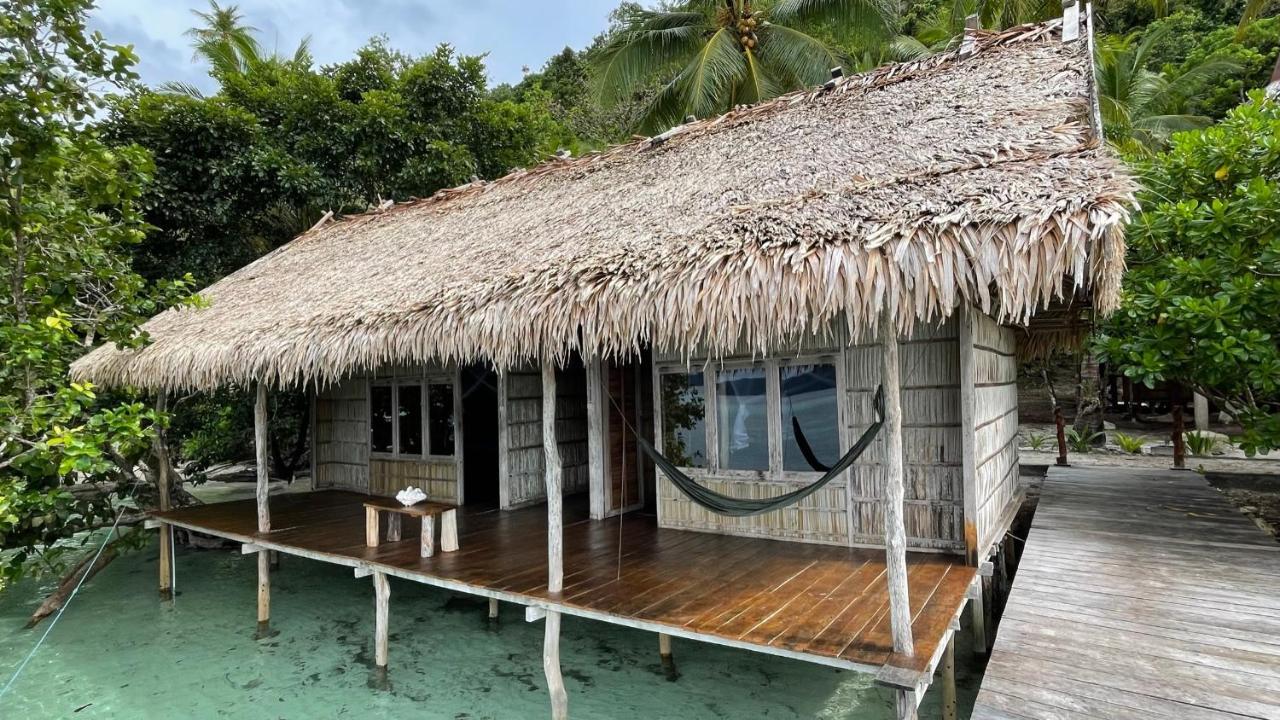Nyande Raja Ampat Hotell Pulau Mansuar Eksteriør bilde