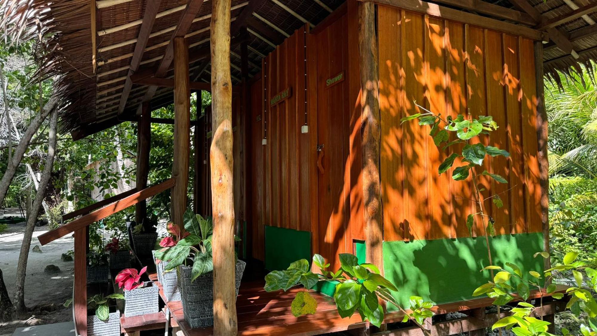Nyande Raja Ampat Hotell Pulau Mansuar Eksteriør bilde